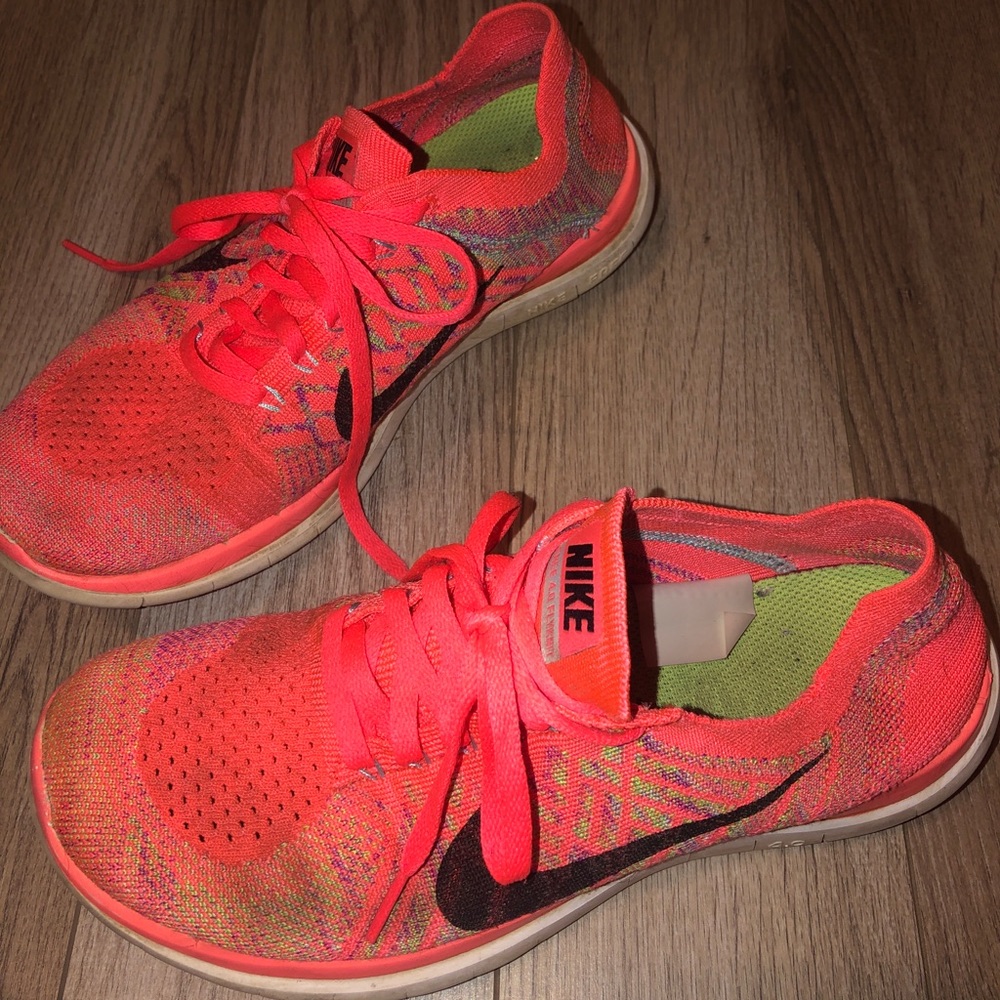Nike Tennis Shoes!